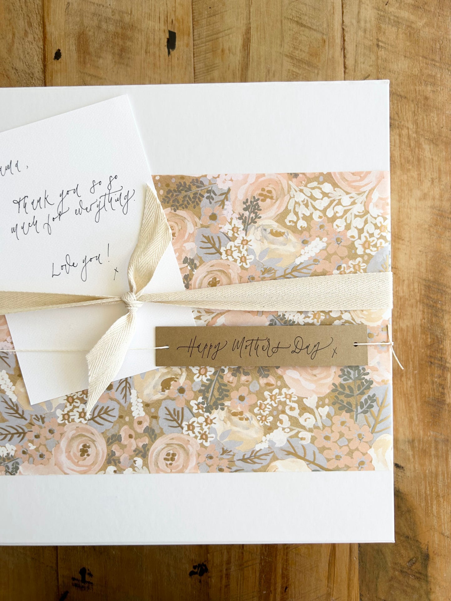 
                  
                    Creative Mindfulness Box
                  
                